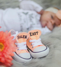 Embroidered baby Converse. Personalized Converse for Toddlers. Flower Girl Converse. Baby Shoes, Personalized toddler shoes.