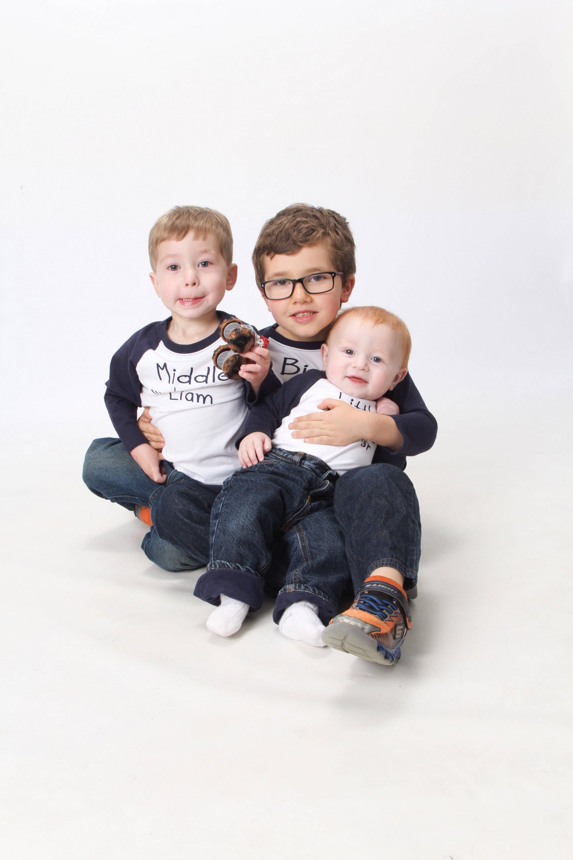 Personalized Sibling Shirts Celebrate Togetherness in Style Custom Sibling Shirts Elevate Family Parties, Reunions, Baby Announcements