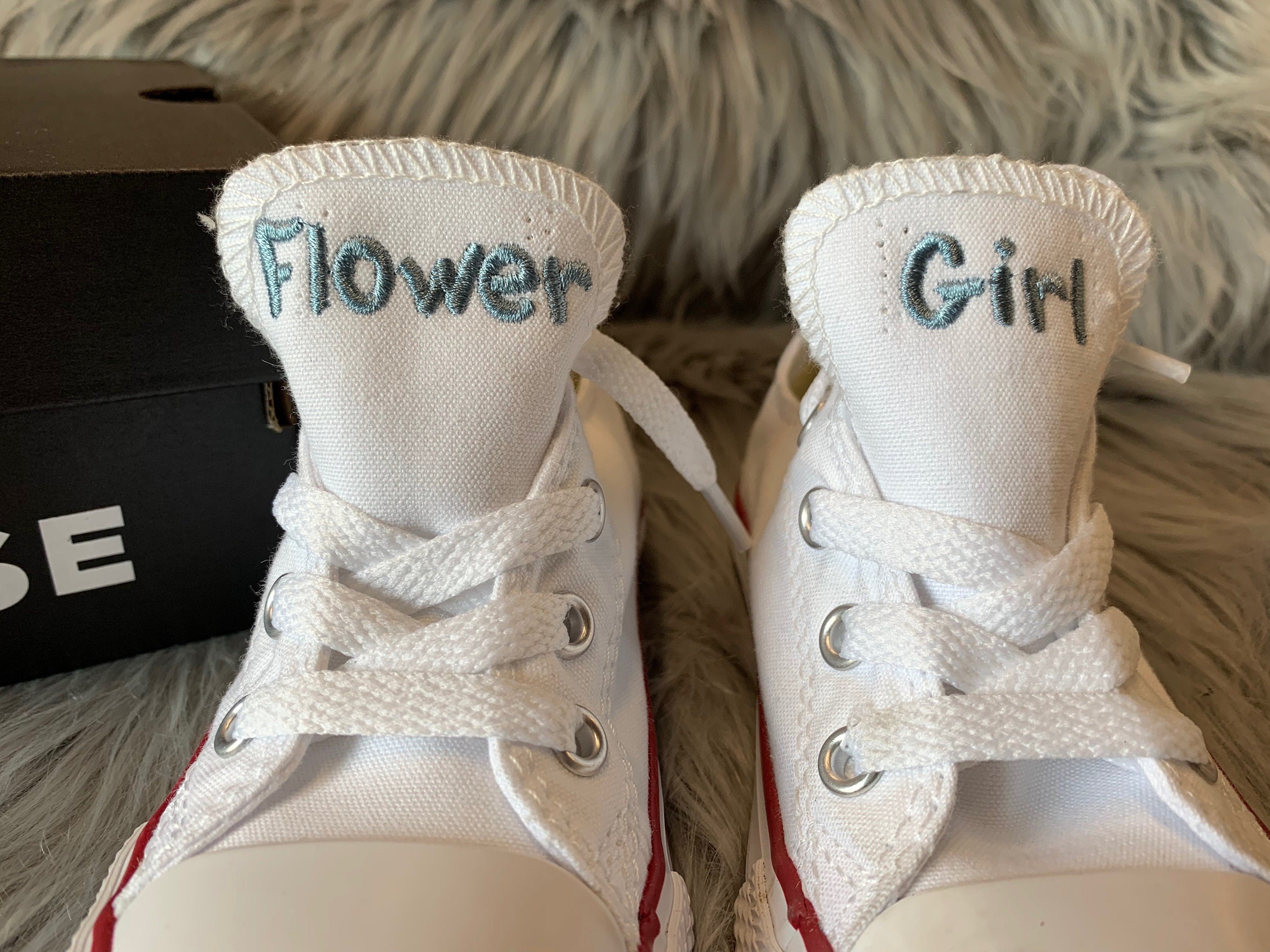 Embroidered baby Converse. Personalized Converse for Toddlers. Flower Girl Converse. Baby Shoes, Personalized toddler shoes.